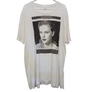 Taylor Swift Reputation Stadium Tour Tee Black White Graphic Pop Star Tee SZ XL